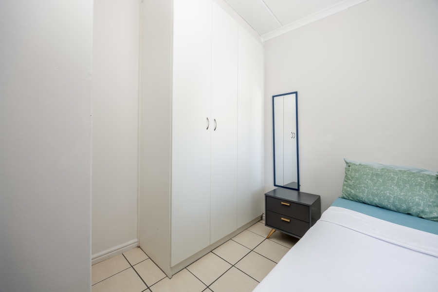 To Let 2 Bedroom Property for Rent in Viking Village Western Cape